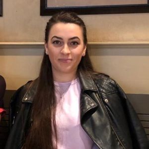 Meet your Posher, Angela